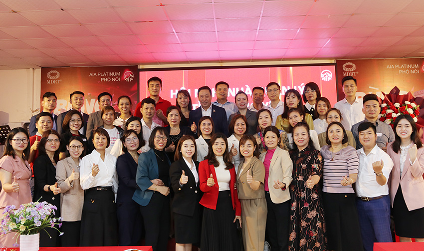 6 LÝ DO CẦN ƯU TIÊN NÂNG CAO CHẤT LƯỢNG ĐỘI NGŨ LÃNH ĐẠO, QUẢN LÝ