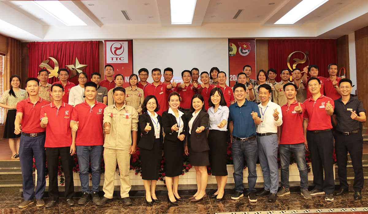 Biến động lớn về nhân sự - Dấu hiệu cho những bất ổn nội bộ